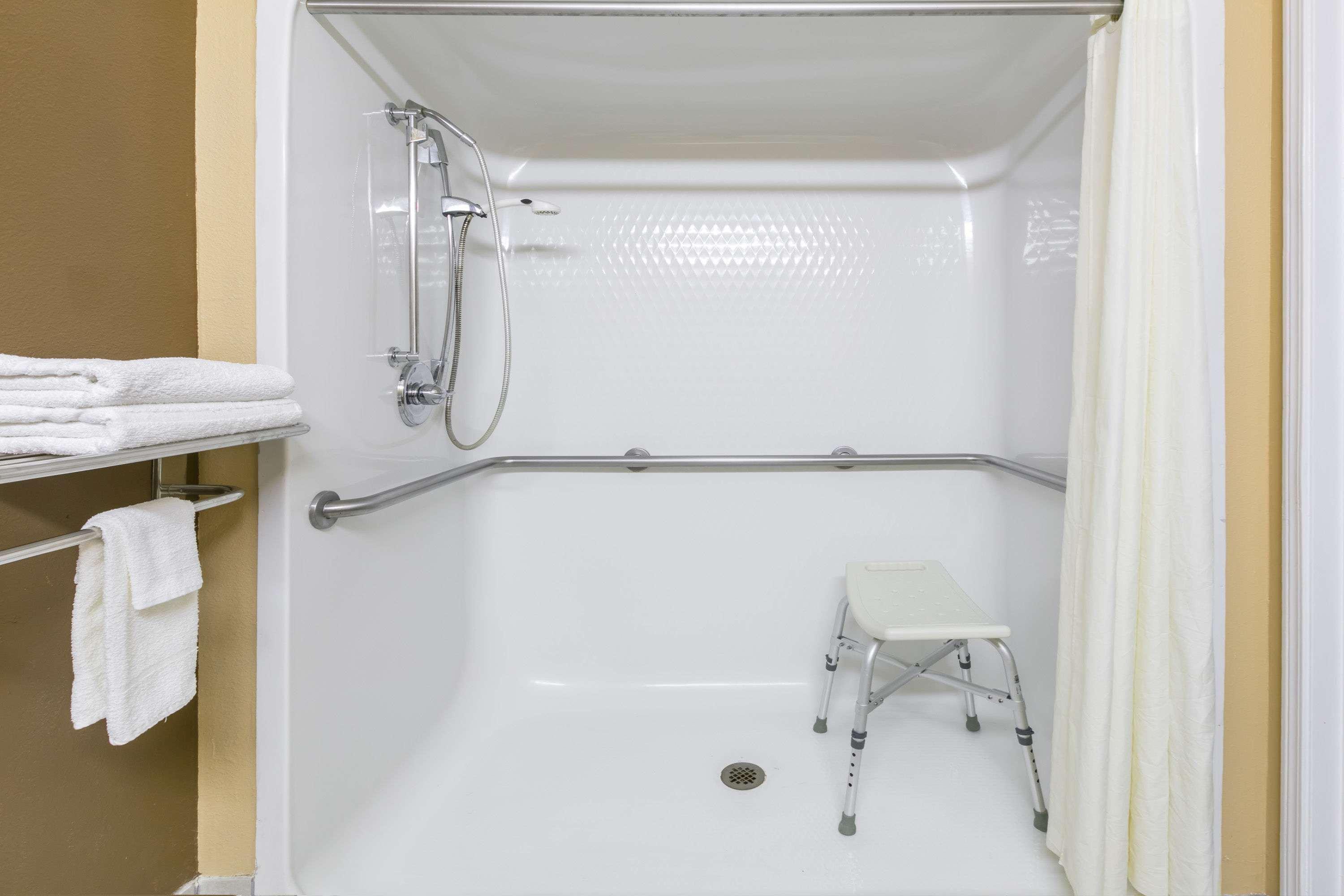 Microtel Inn And Suites Lafayette Bagian luar foto